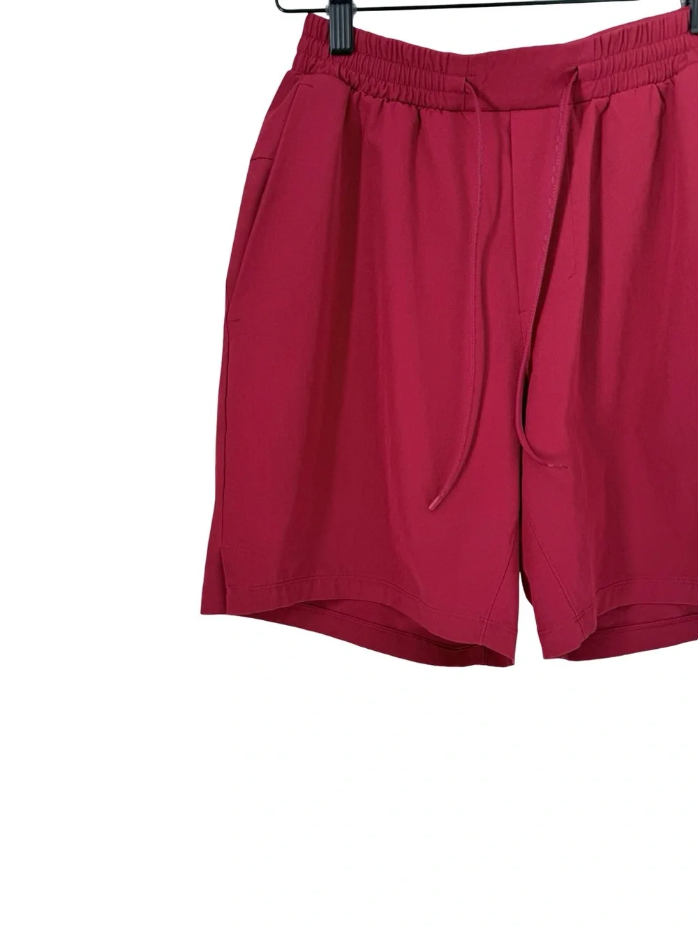 Lululemon Channel Cross Short 7